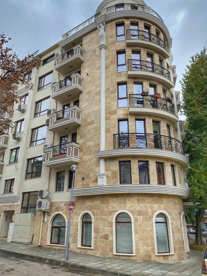 Stylish Urban Apart New 2021 Close To The Beach Варна Екстер'єр фото